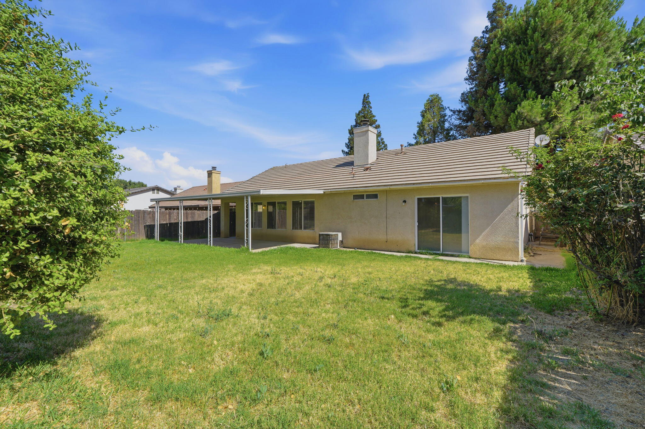 1927 W Monache Ave, Porterville, CA 93257