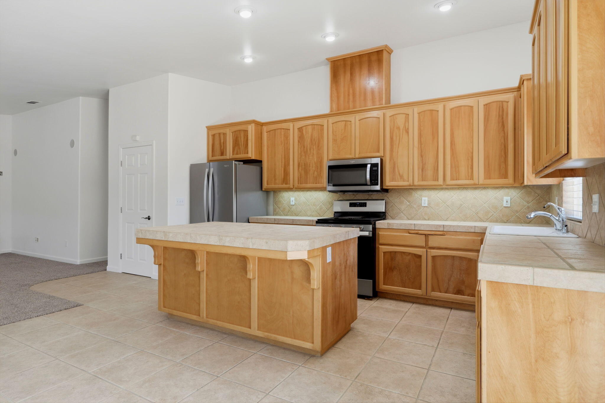 336 Butterfly Ln, Nipomo, CA 93444