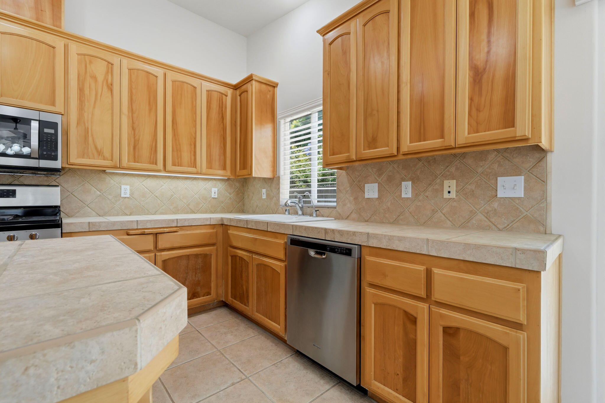 336 Butterfly Ln, Nipomo, CA 93444