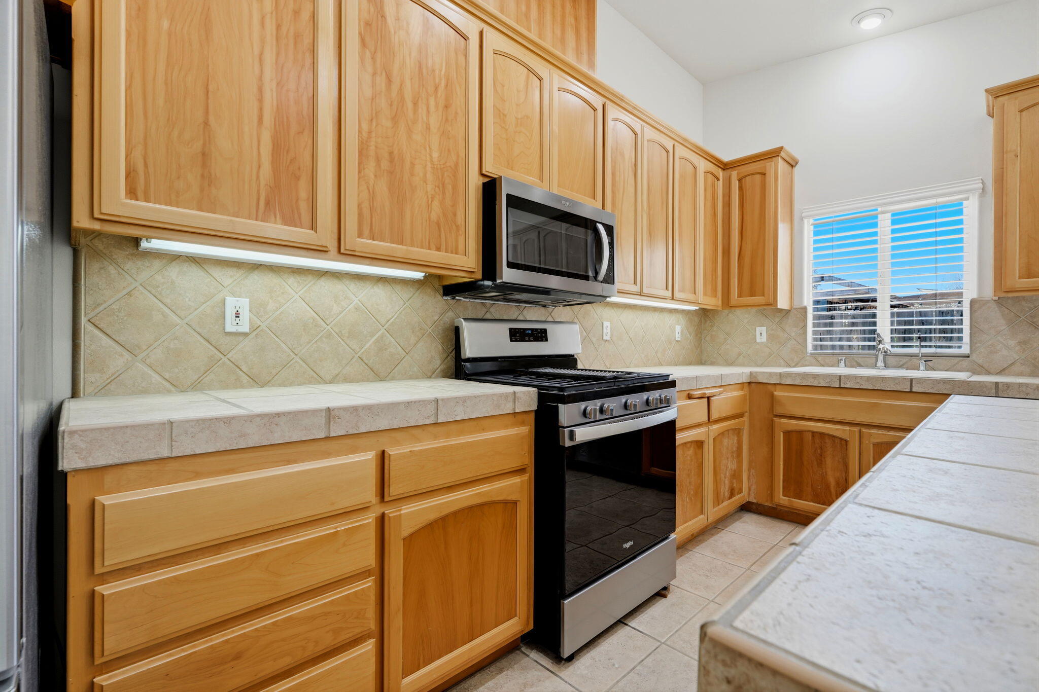 336 Butterfly Ln, Nipomo, CA 93444