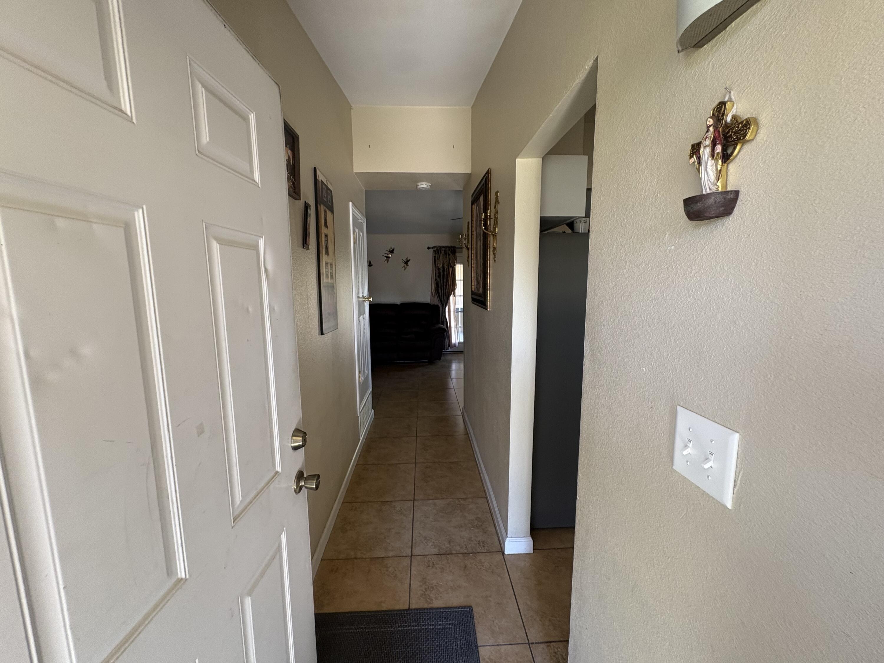 1312 N Gowdy St, Visalia, CA 93292