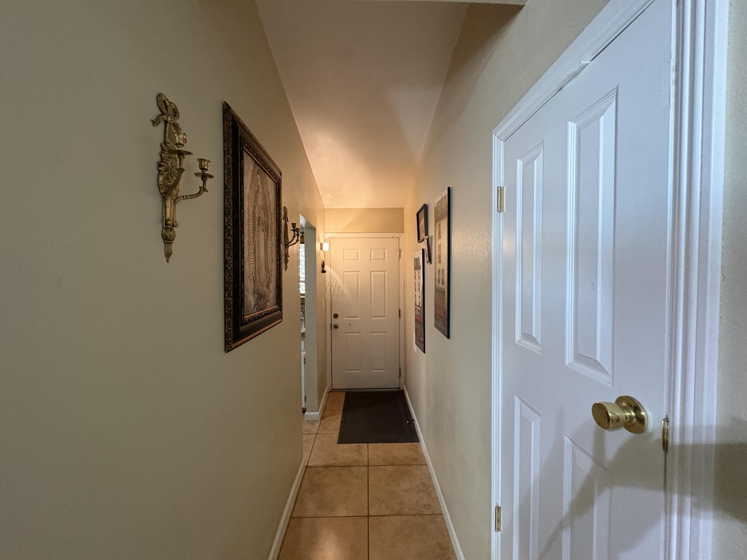 1312 N Gowdy St, Visalia, CA 93292