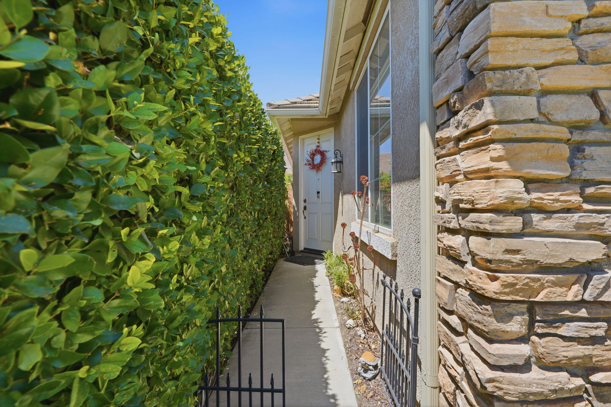 5102 W Fiano, Visalia, CA 93291