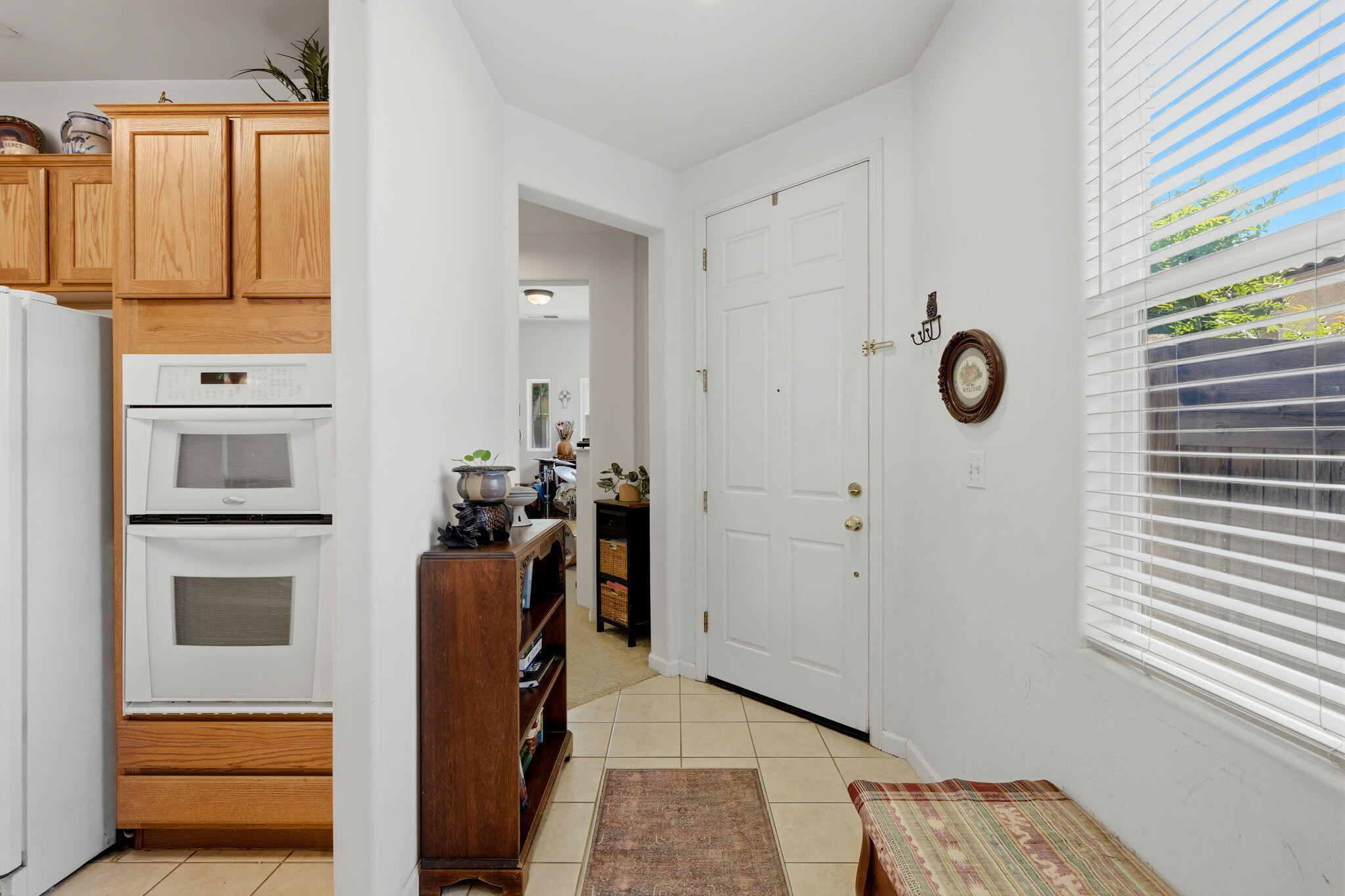 5102 W Fiano, Visalia, CA 93291