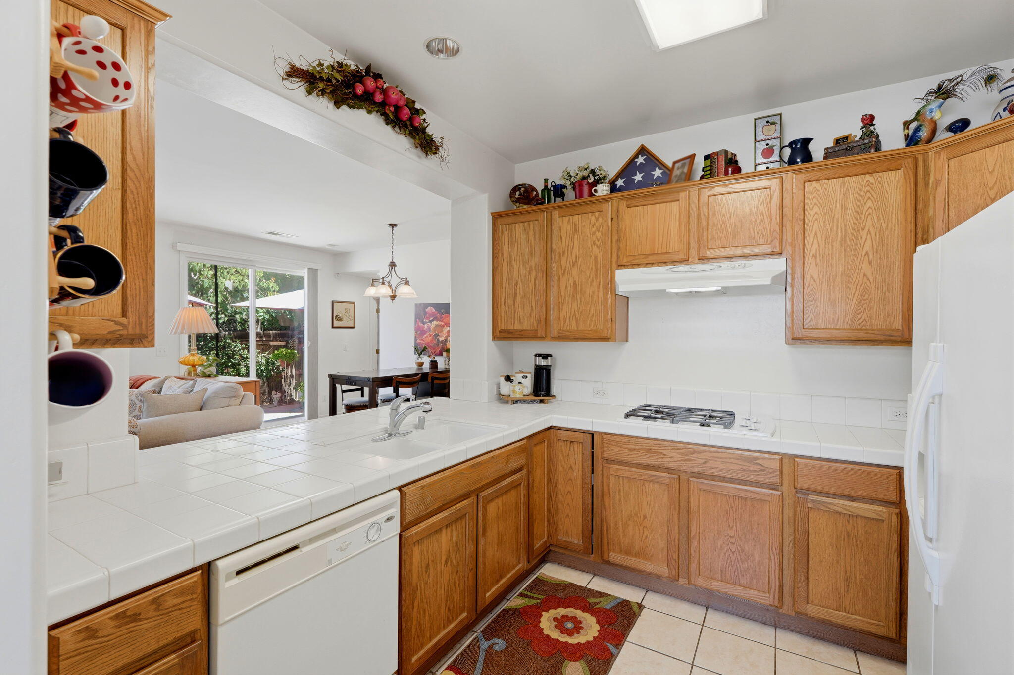 5102 W Fiano, Visalia, CA 93291
