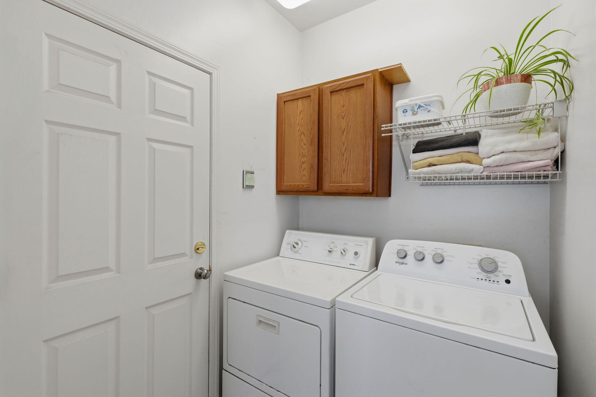 5102 W Fiano, Visalia, CA 93291