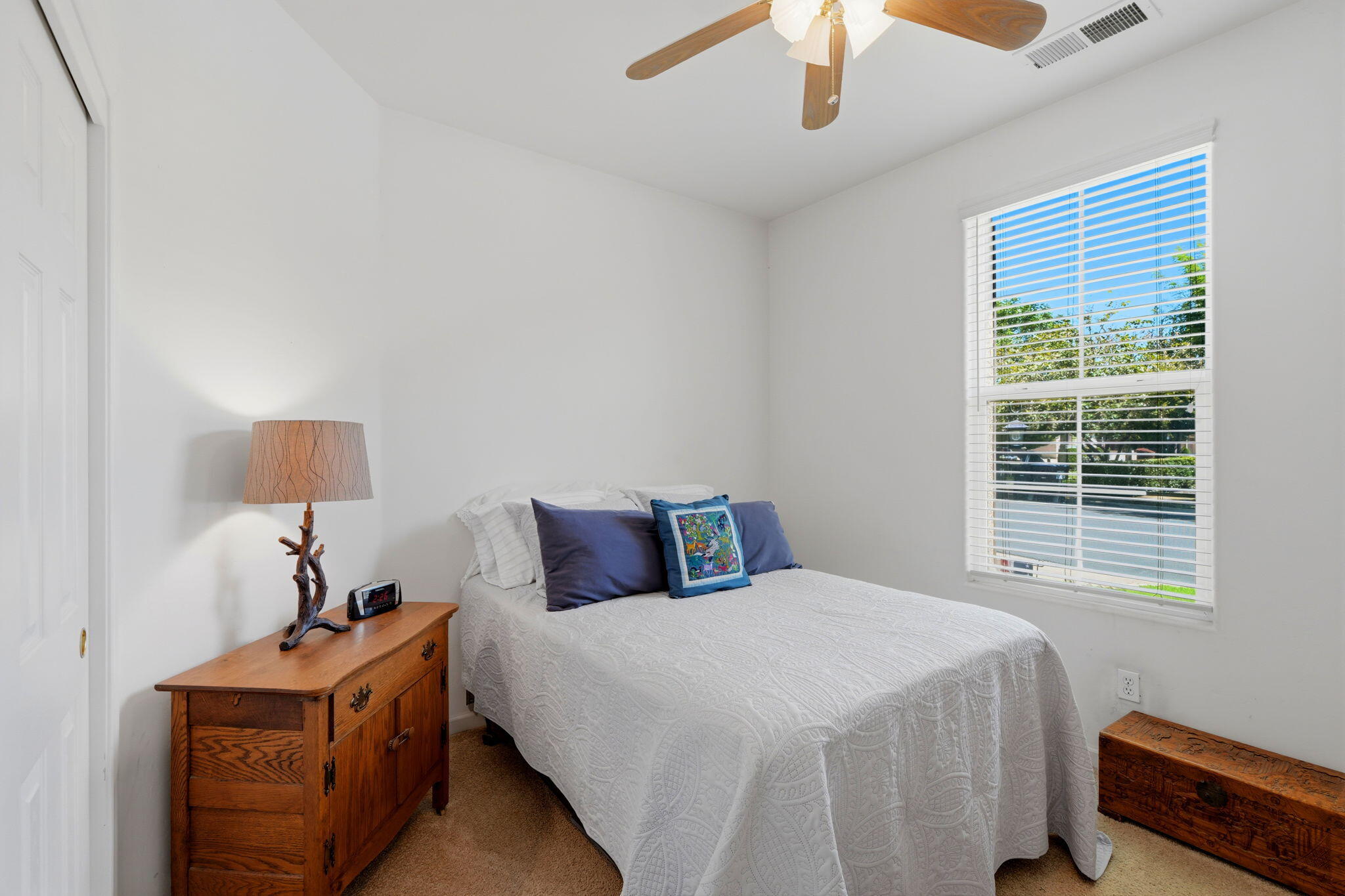 5102 W Fiano, Visalia, CA 93291
