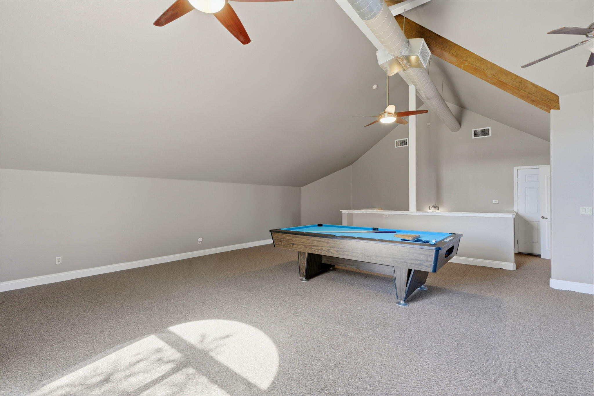 1203 N Tommy Ct, Visalia, CA 93291