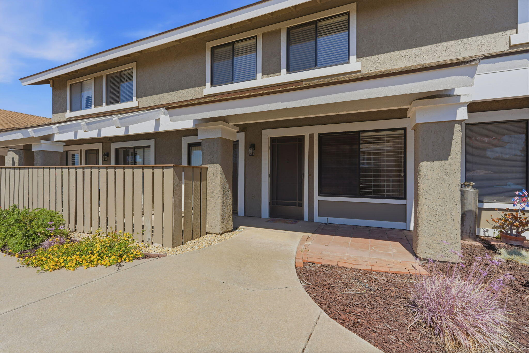 1160 Sumner Pl #C, Santa Maria, CA 93455