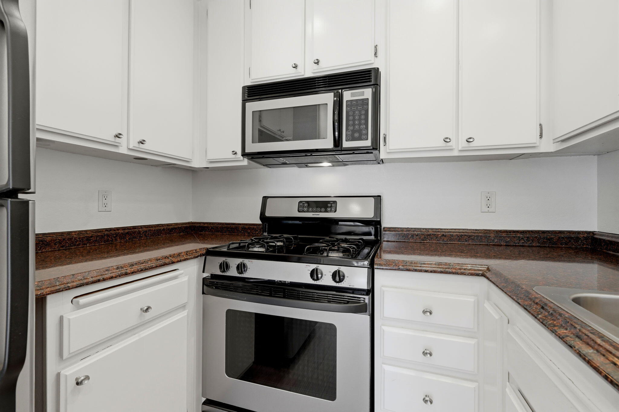 1160 Sumner Pl #C, Santa Maria, CA 93455