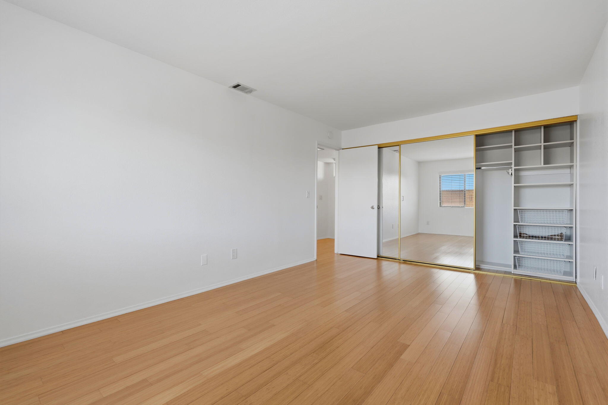 1160 Sumner Pl #C, Santa Maria, CA 93455