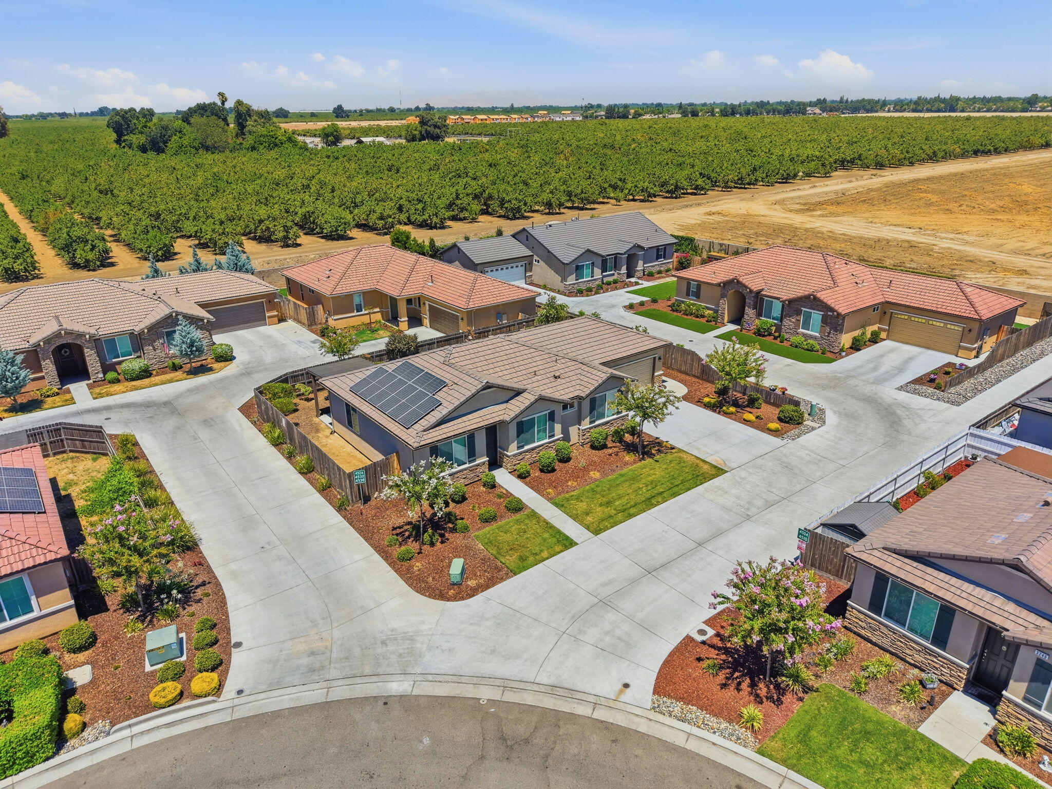 4520 W Flagstaff Ave, Visalia, CA 93291