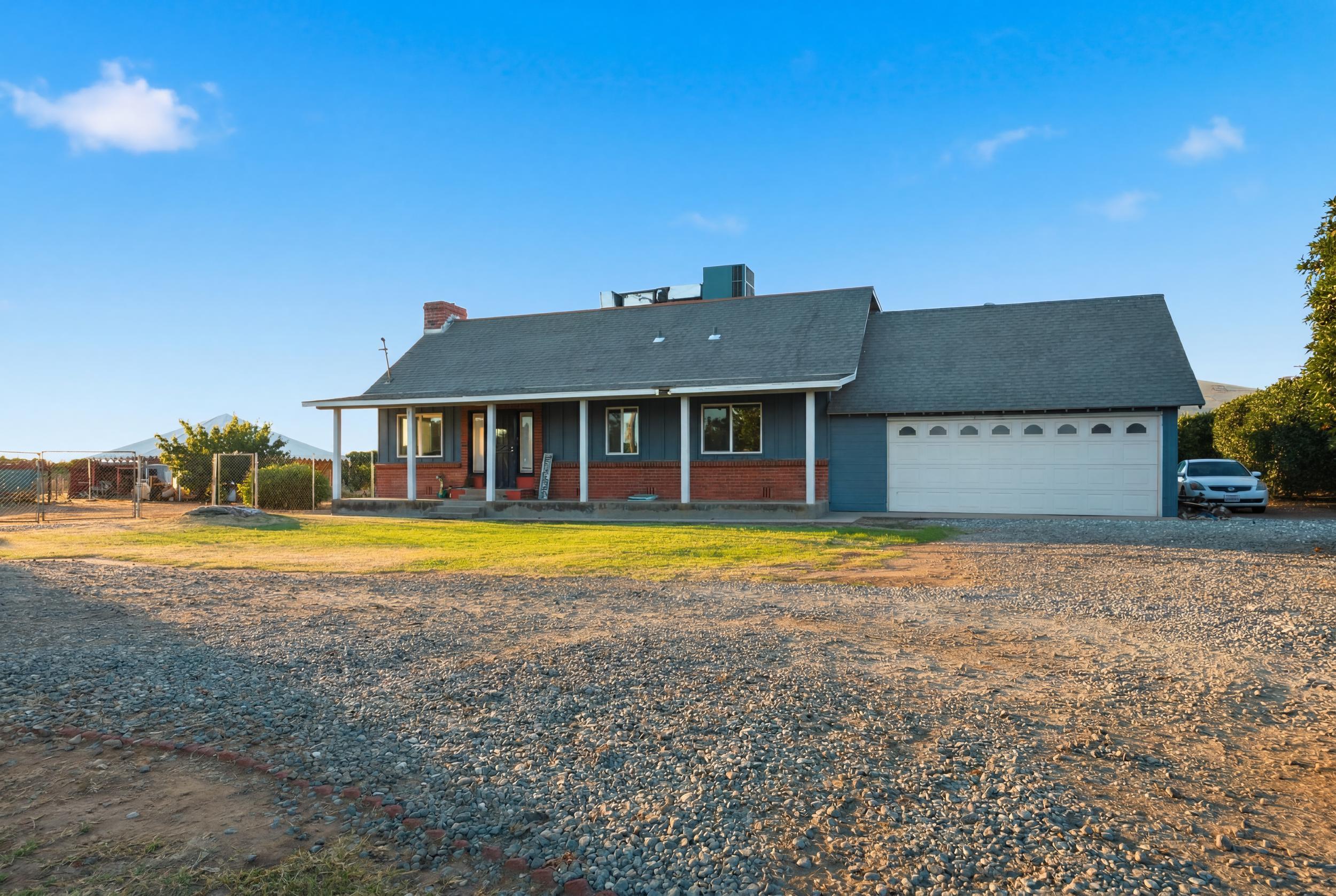 23344 Ave 224, Lindsay, CA 93247