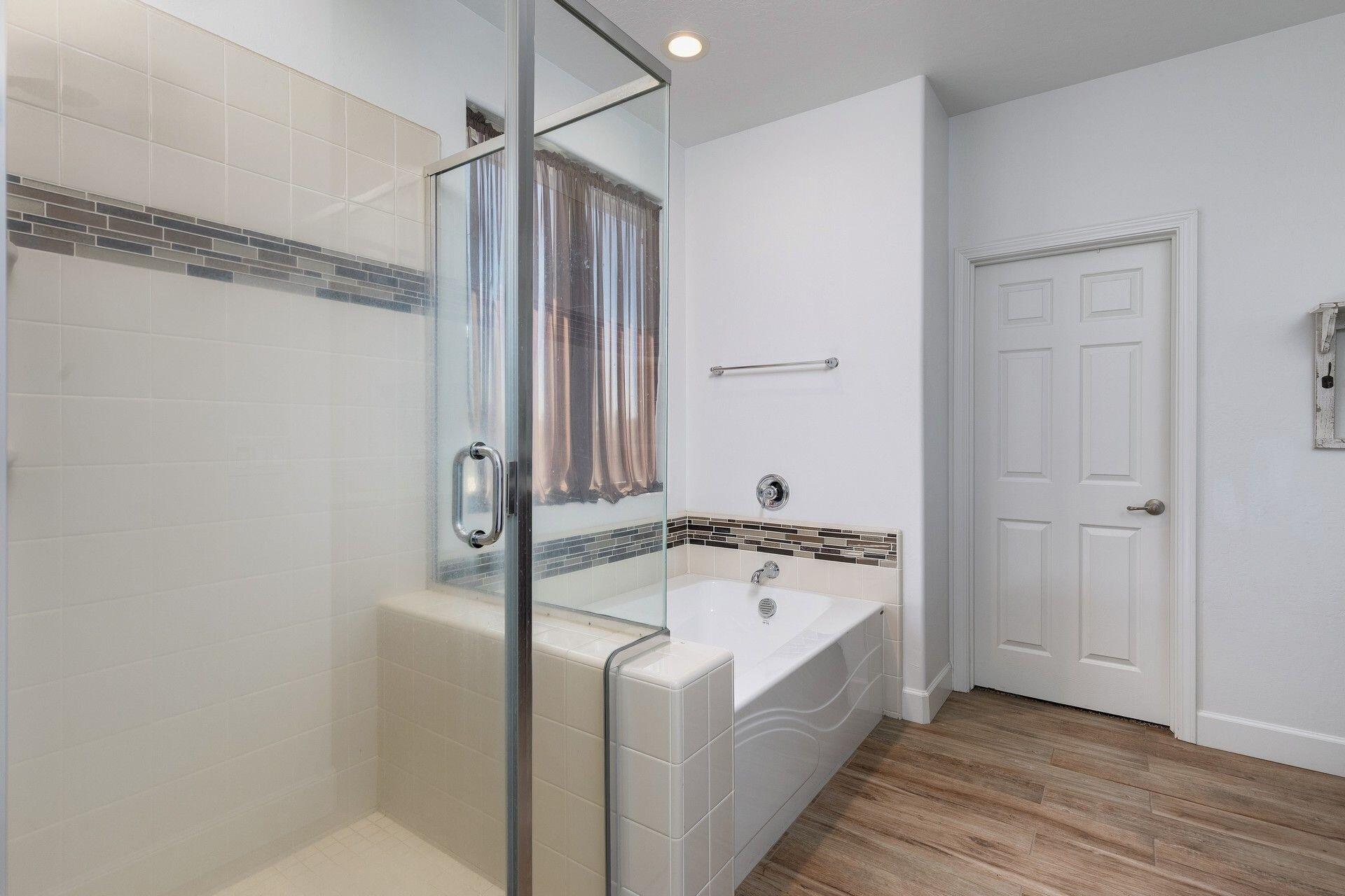 1140 Ridge Creek Estates Way, Dinuba, CA 93618