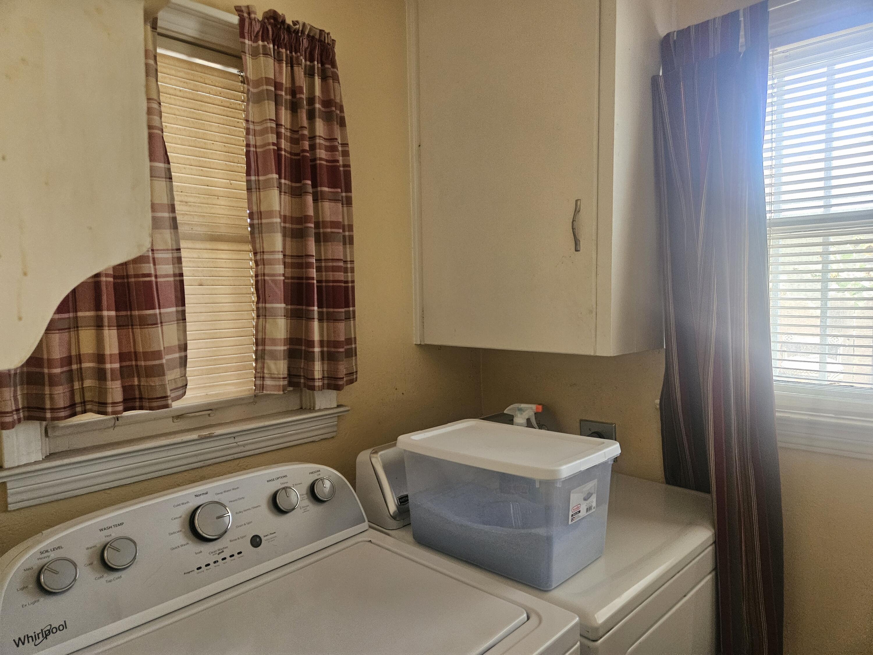 2130 Floral Ave, Selma, CA 93662