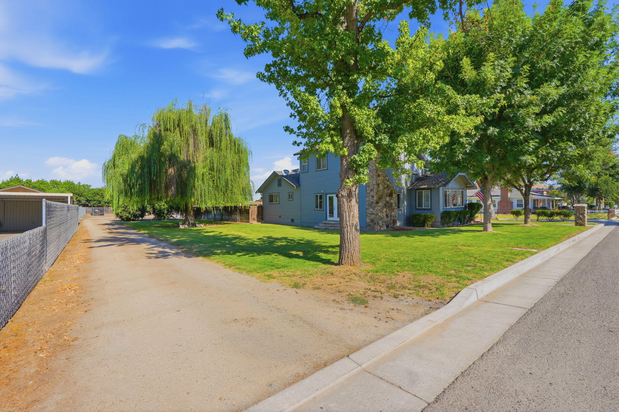 763 N G St, Porterville, CA 93257