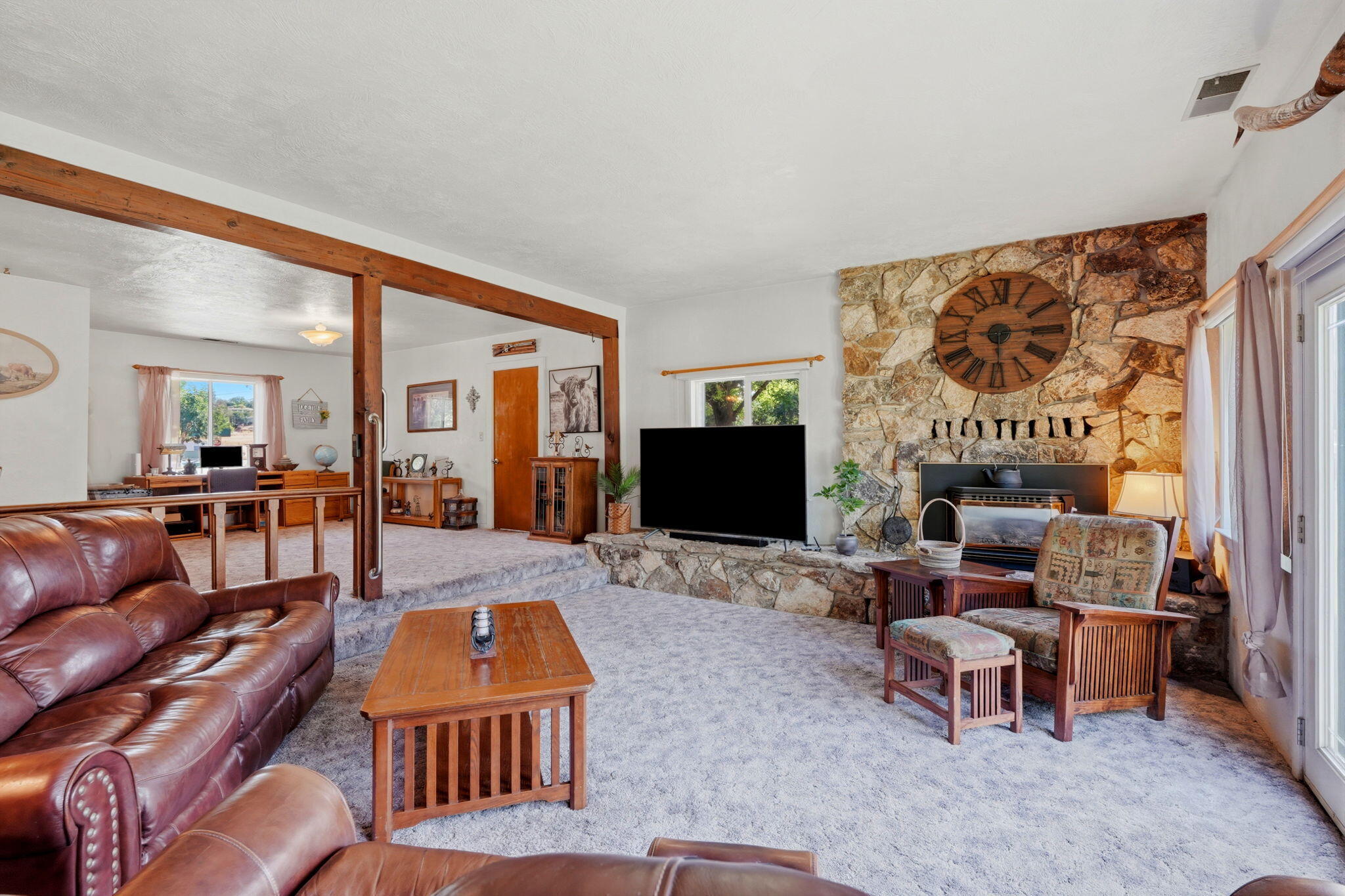 763 N G St, Porterville, CA 93257