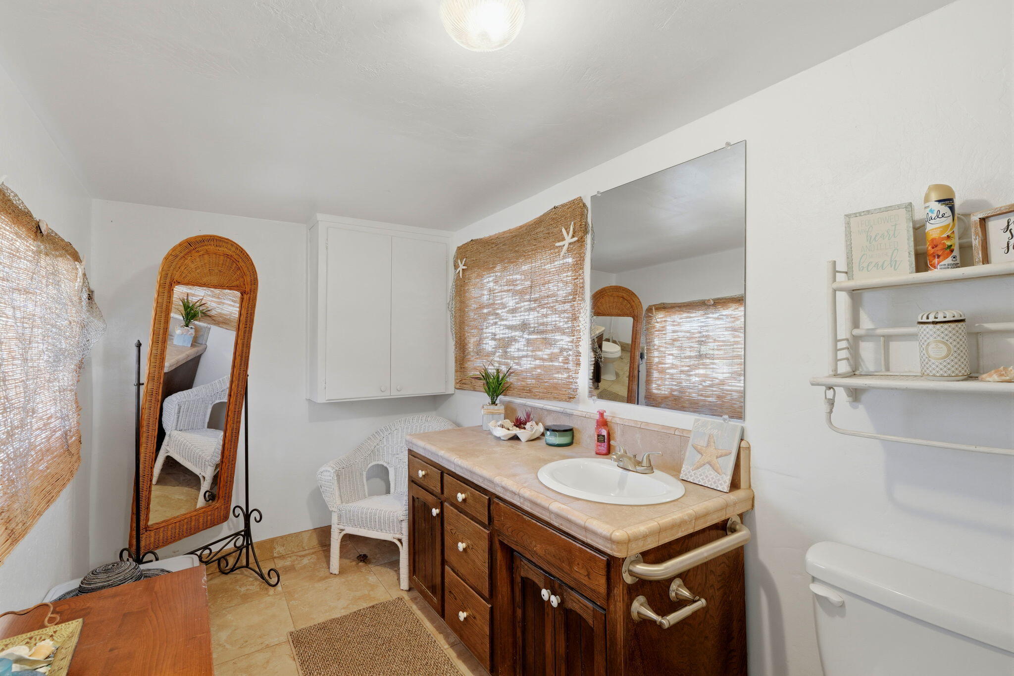 763 N G St, Porterville, CA 93257