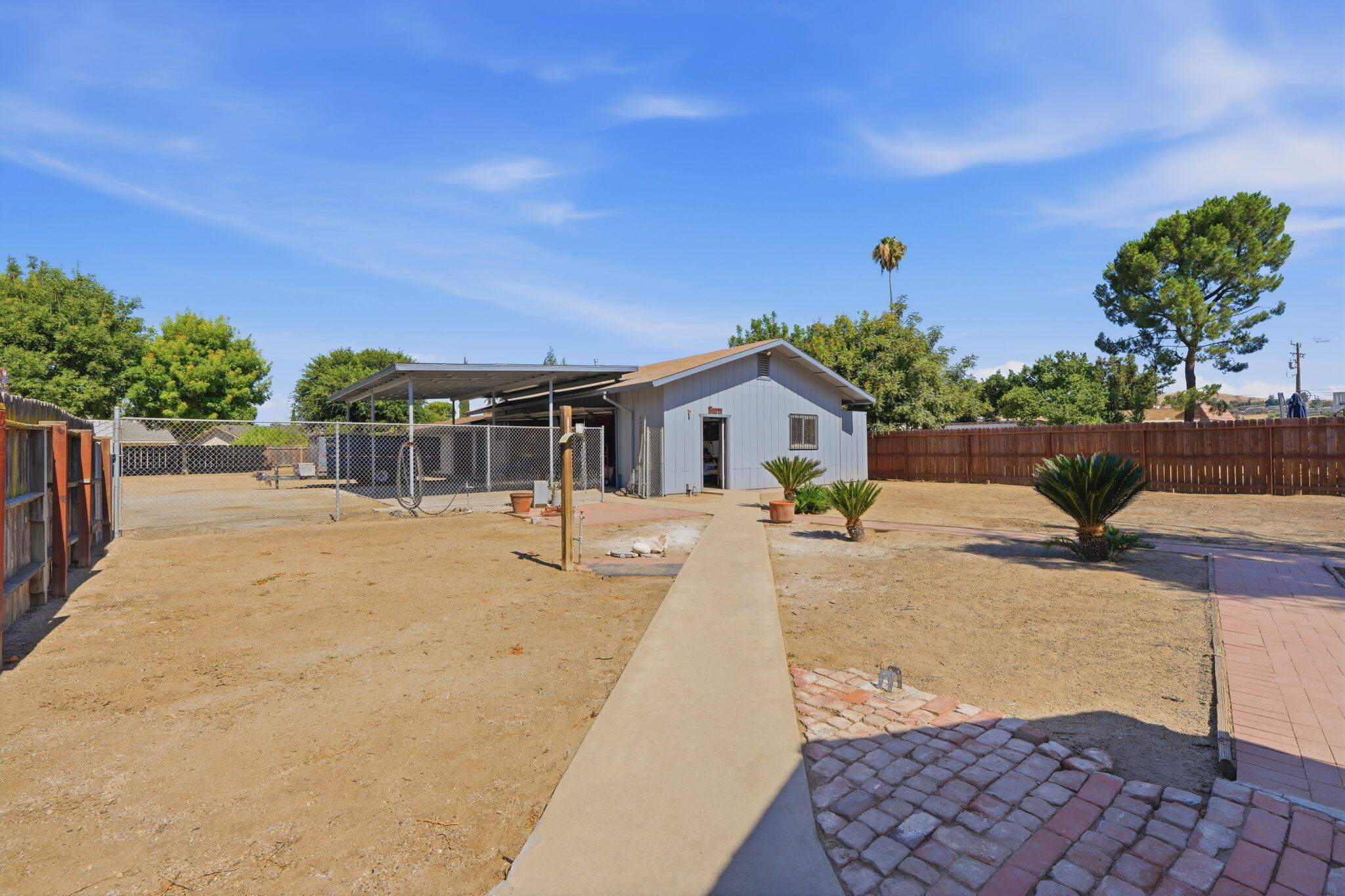 763 N G St, Porterville, CA 93257
