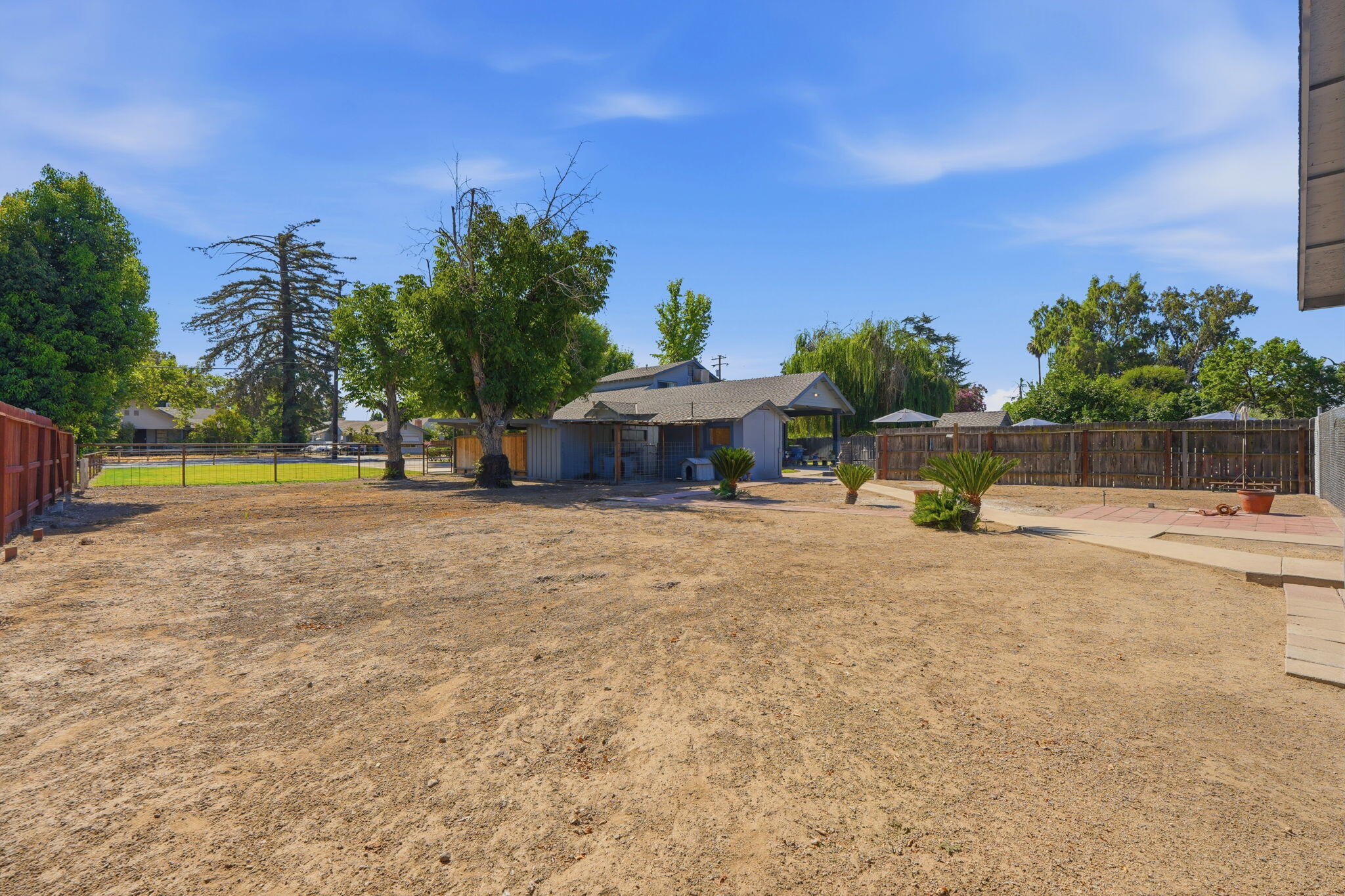 763 N G St, Porterville, CA 93257
