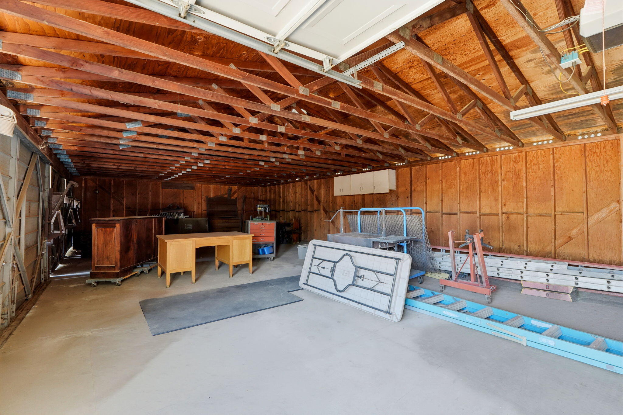 763 N G St, Porterville, CA 93257