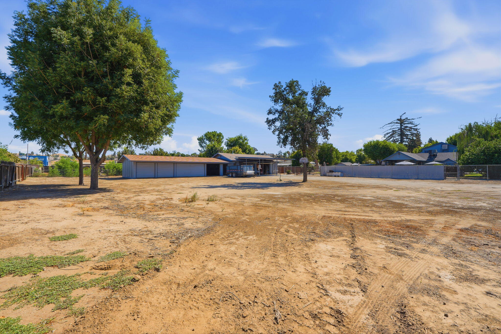 763 N G St, Porterville, CA 93257