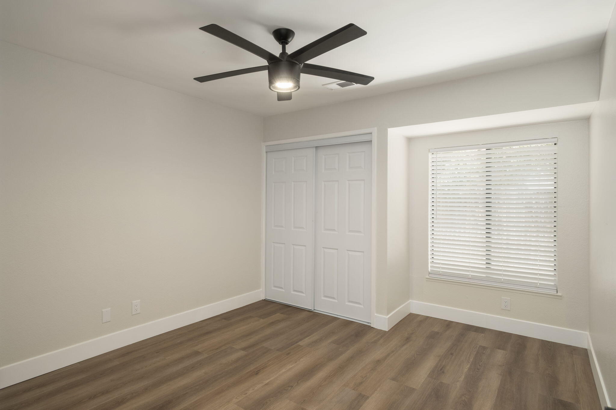 893 E Decatur Ave, Fresno, CA 93720