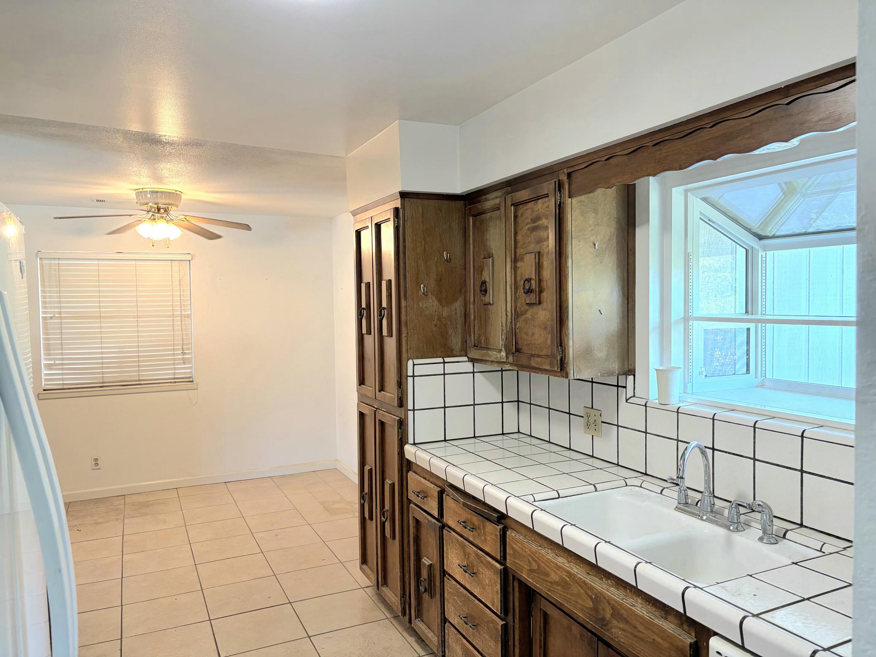 3823 W Cherry Ave, Visalia, CA 93277