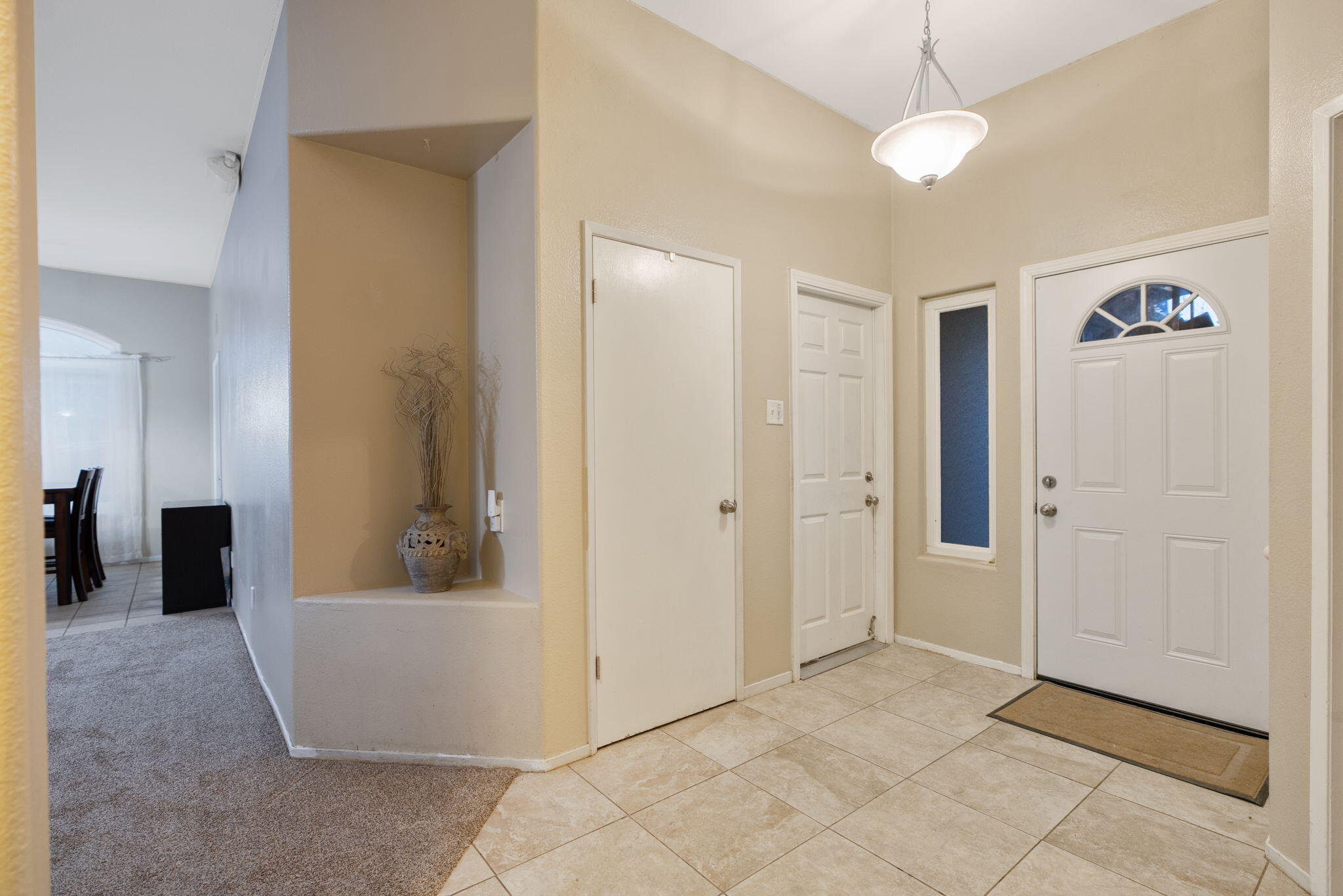10620 Tivoli Ct, Bakersfield, CA 93311