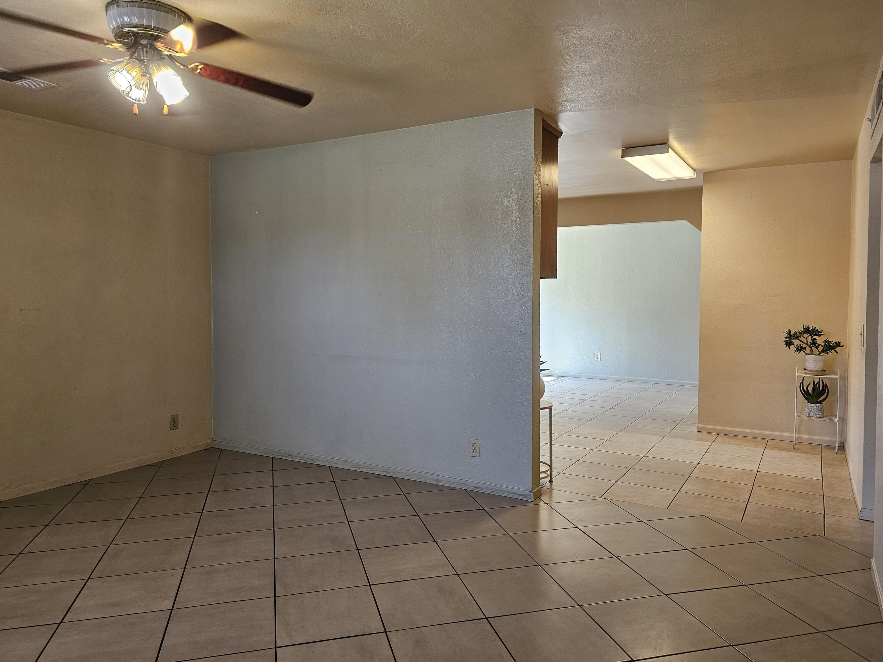 1104 W Westfield Ave, Porterville, CA 93257