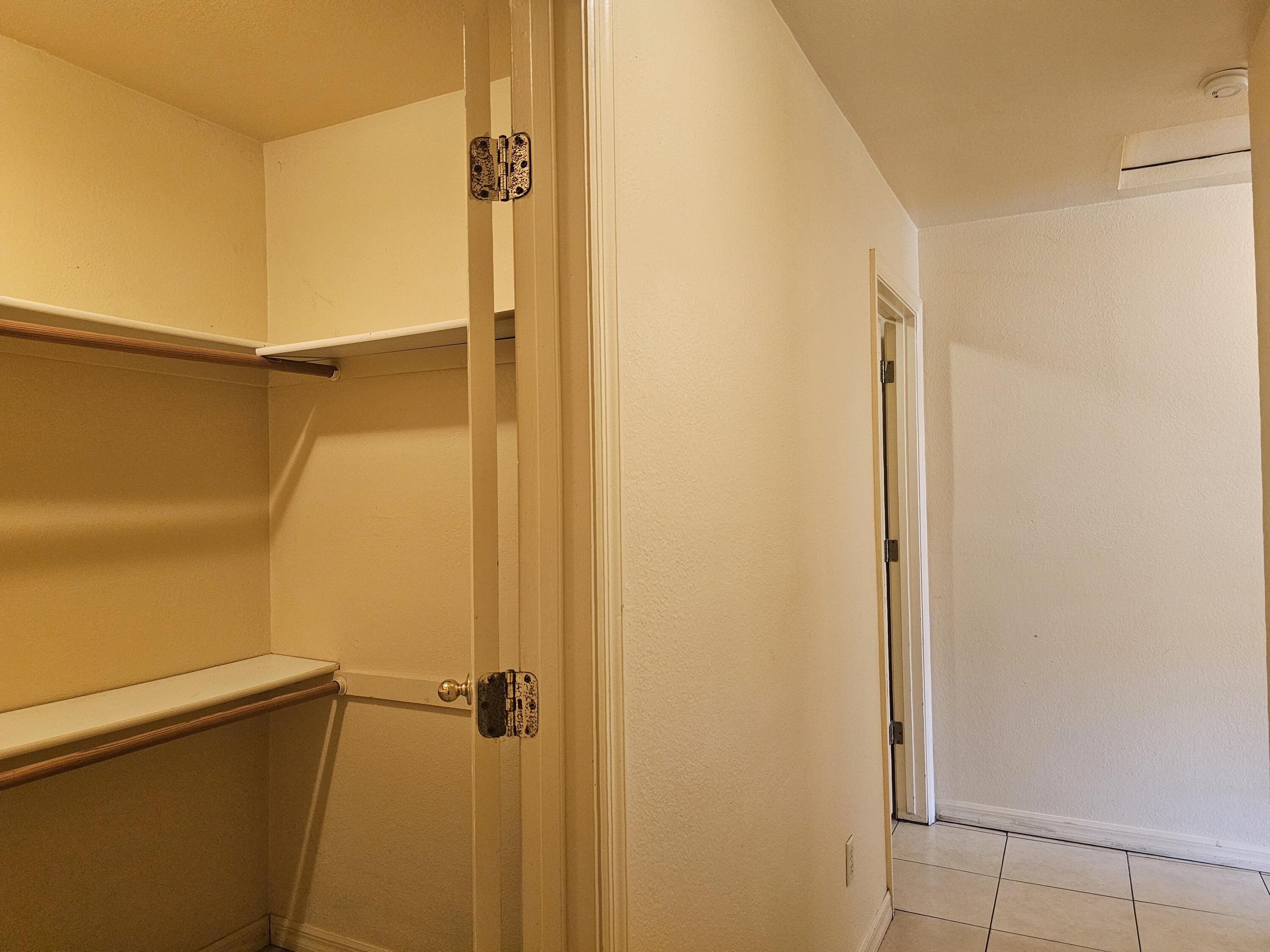 1104 W Westfield Ave, Porterville, CA 93257