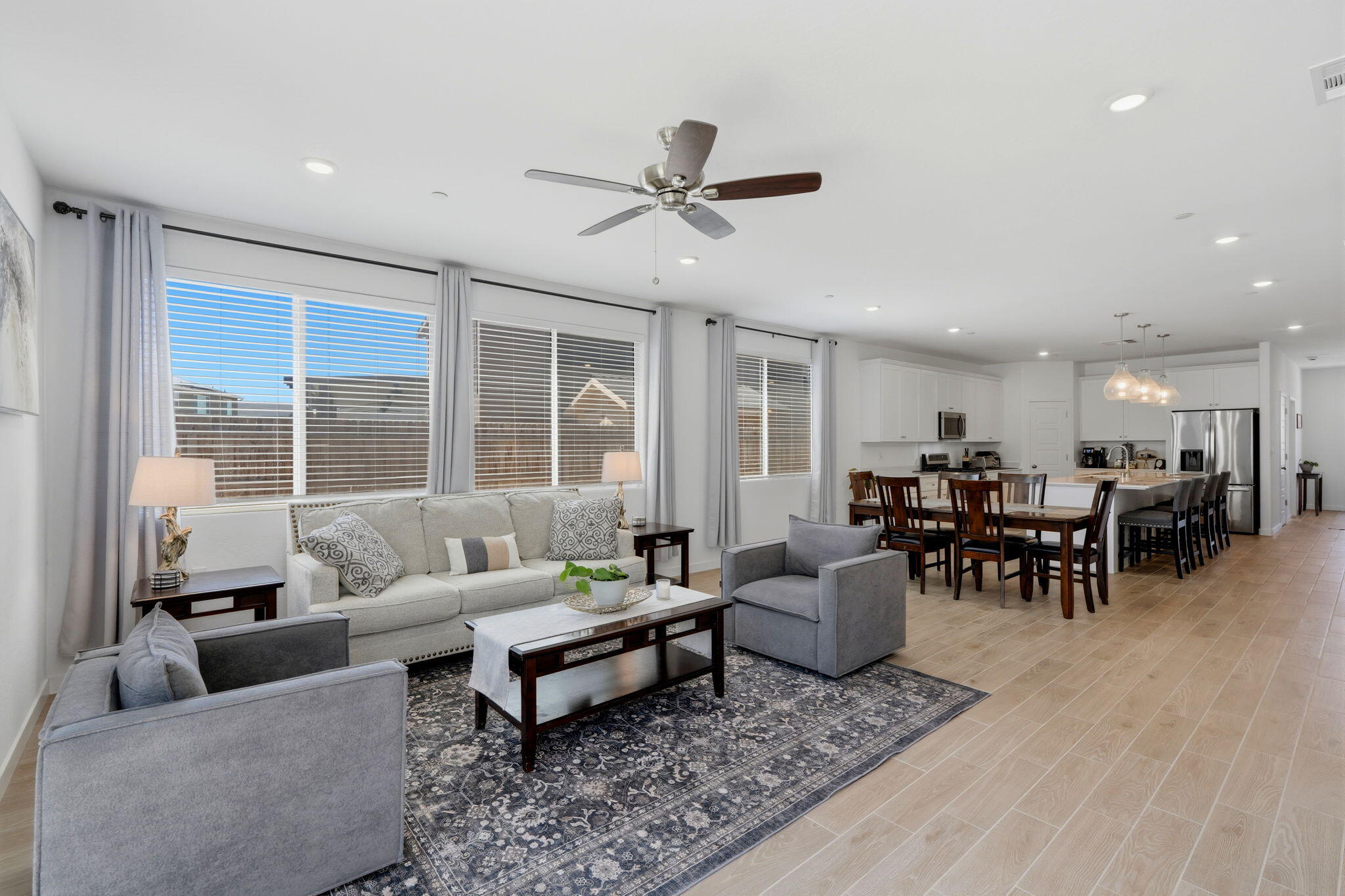 530 Baylor Dr, Lemoore, CA 93245