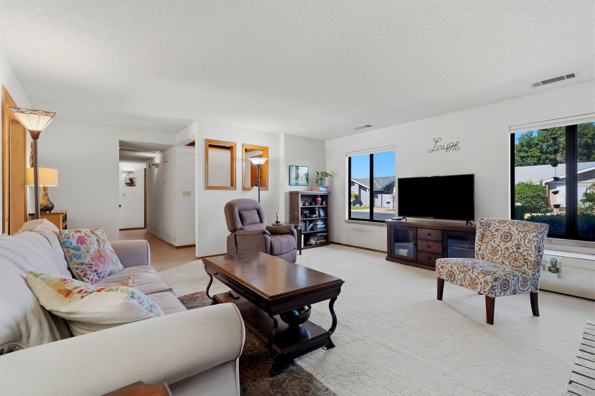 2816 S Memory St, Visalia, CA 93277
