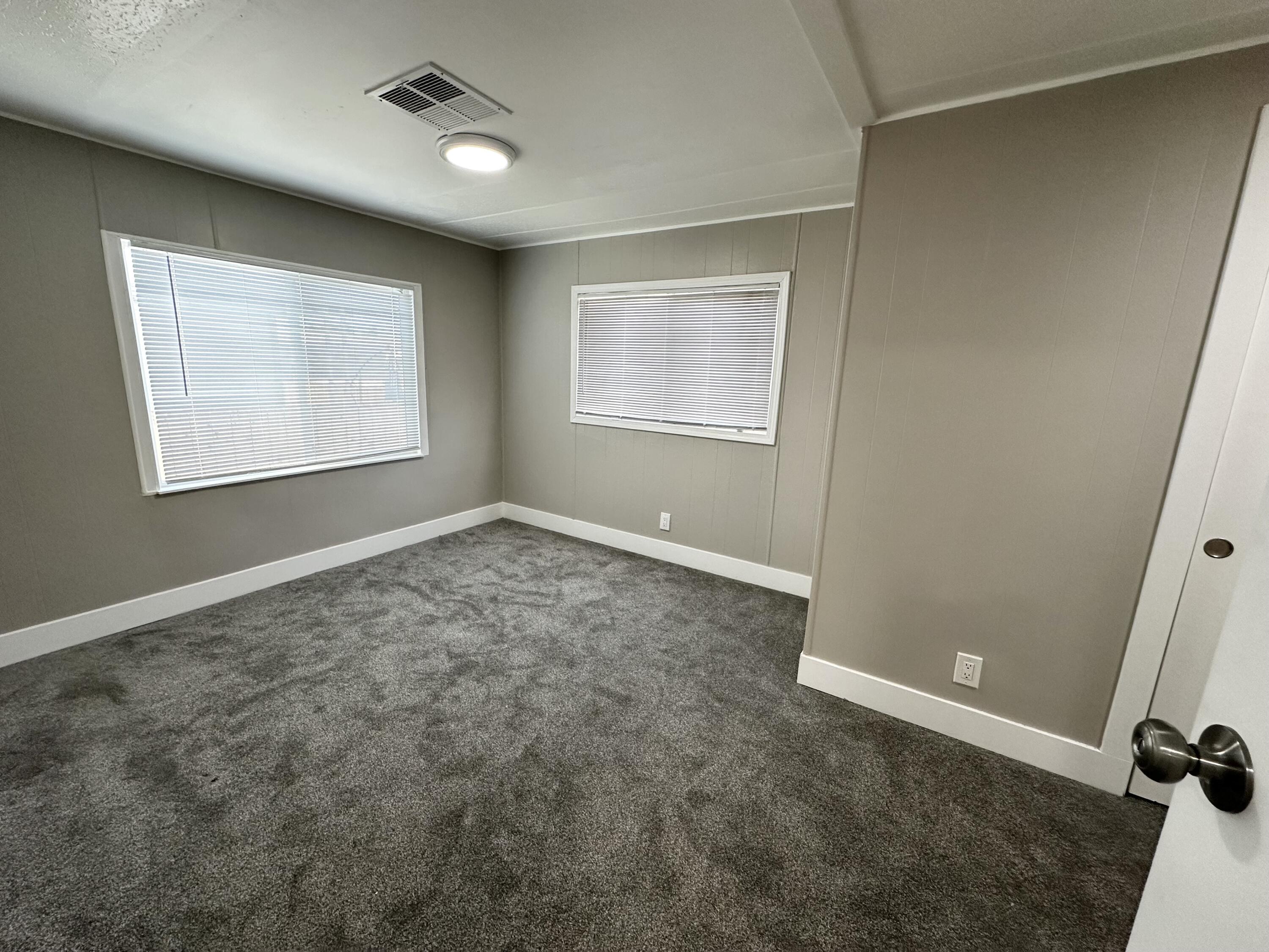 720 E Worth Ave #113, Porterville, CA 93257