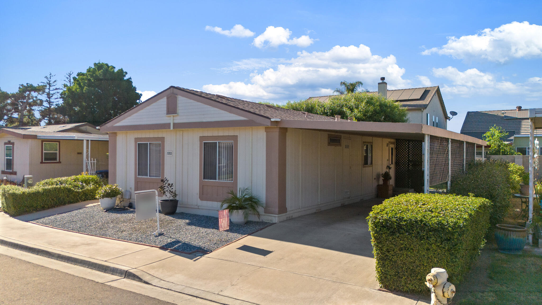 5212 W La Vida Ave ##9, Visalia, CA 93277
