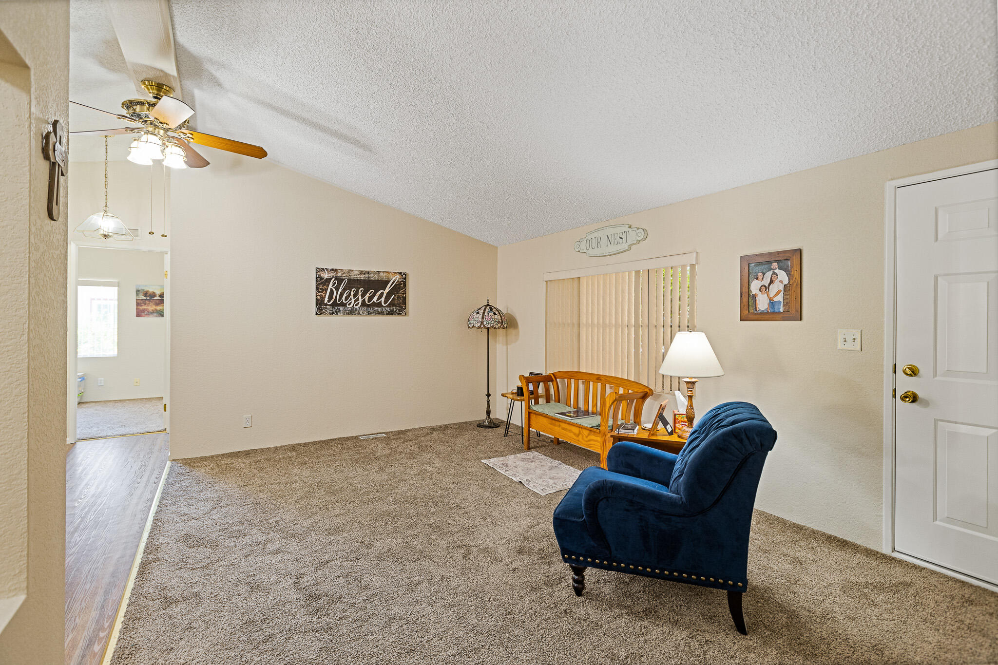 5212 W La Vida Ave ##9, Visalia, CA 93277
