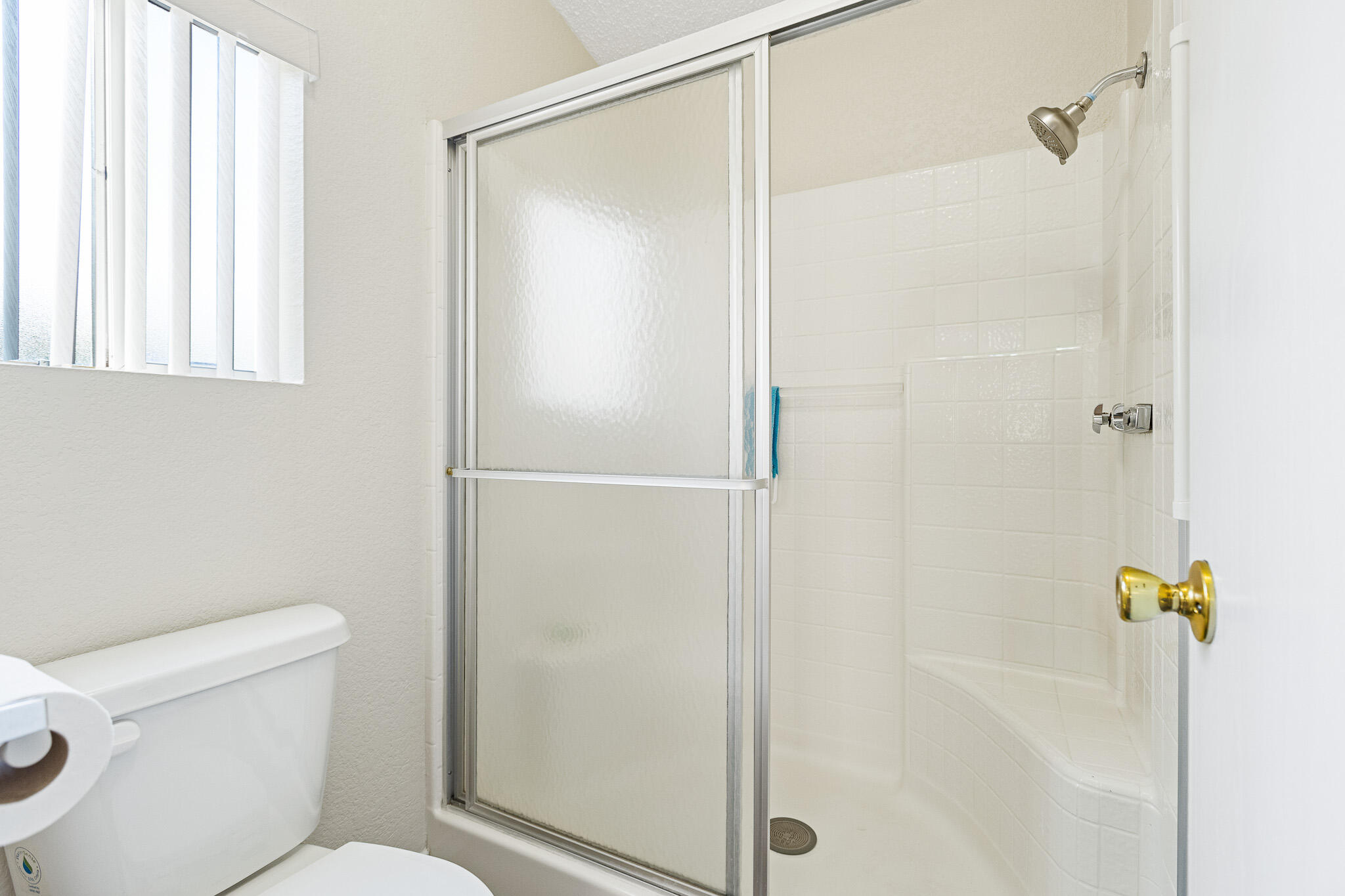 5212 W La Vida Ave ##9, Visalia, CA 93277