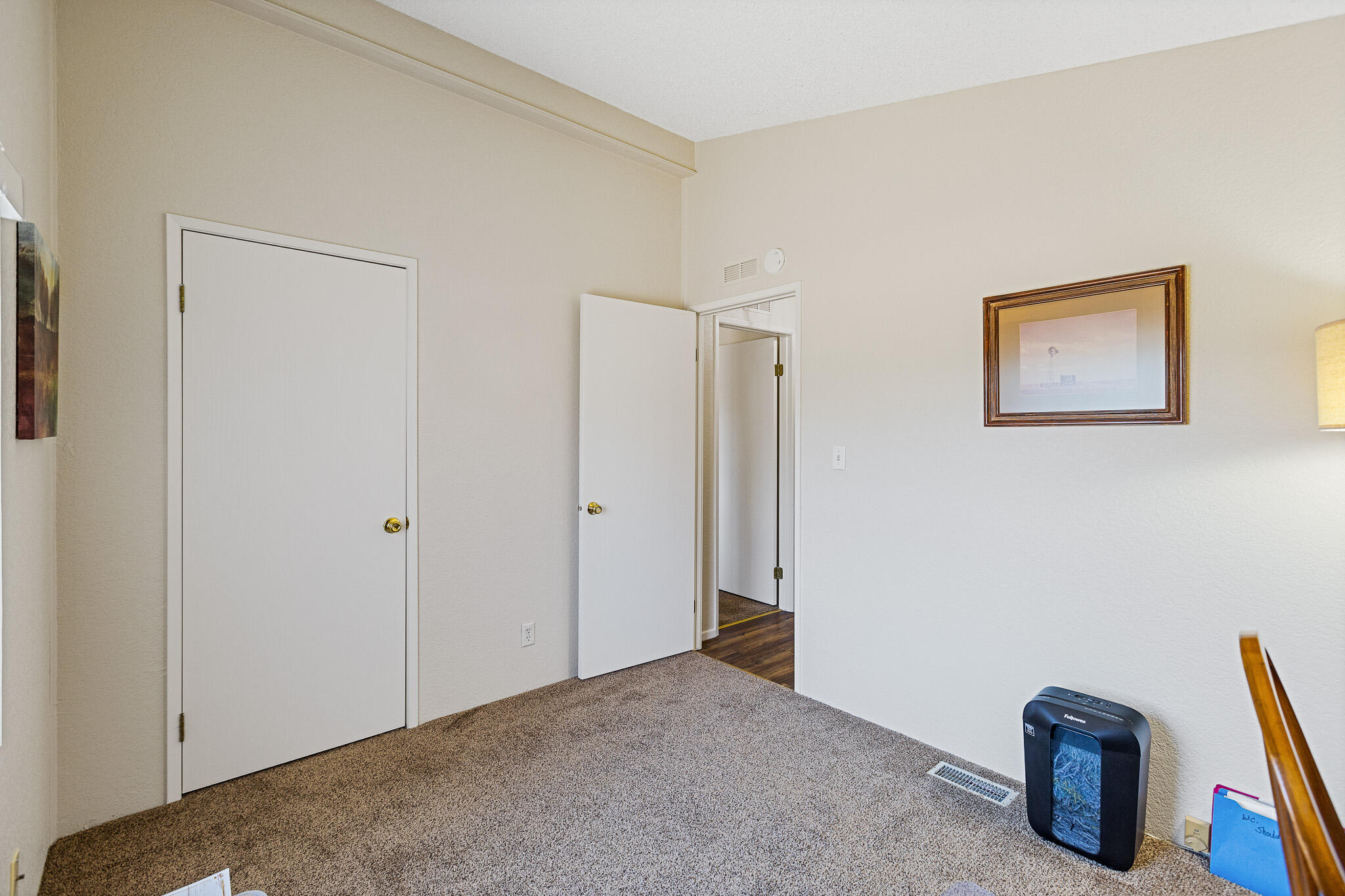 5212 W La Vida Ave ##9, Visalia, CA 93277