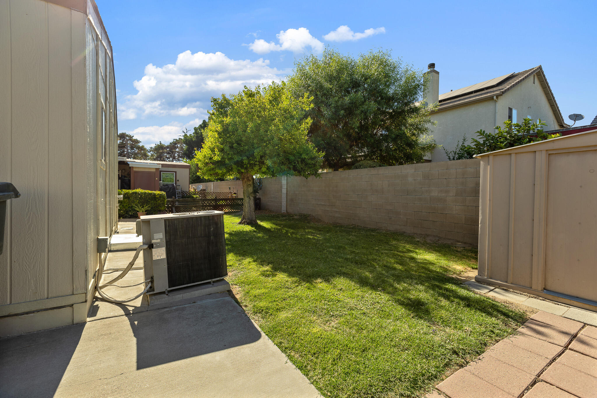 5212 W La Vida Ave ##9, Visalia, CA 93277