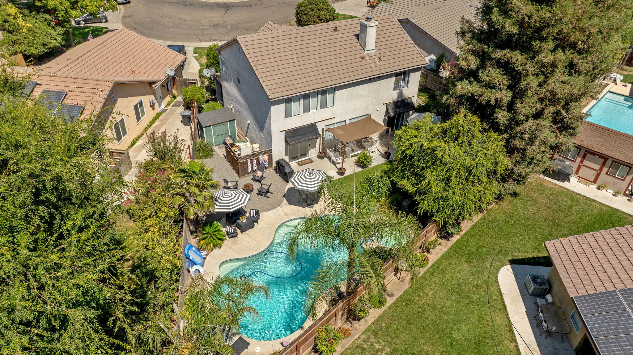 3136 S Peppertree Ct, Visalia, CA 93277
