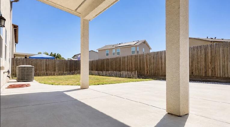 549 S Elverta St, Visalia, CA 93292
