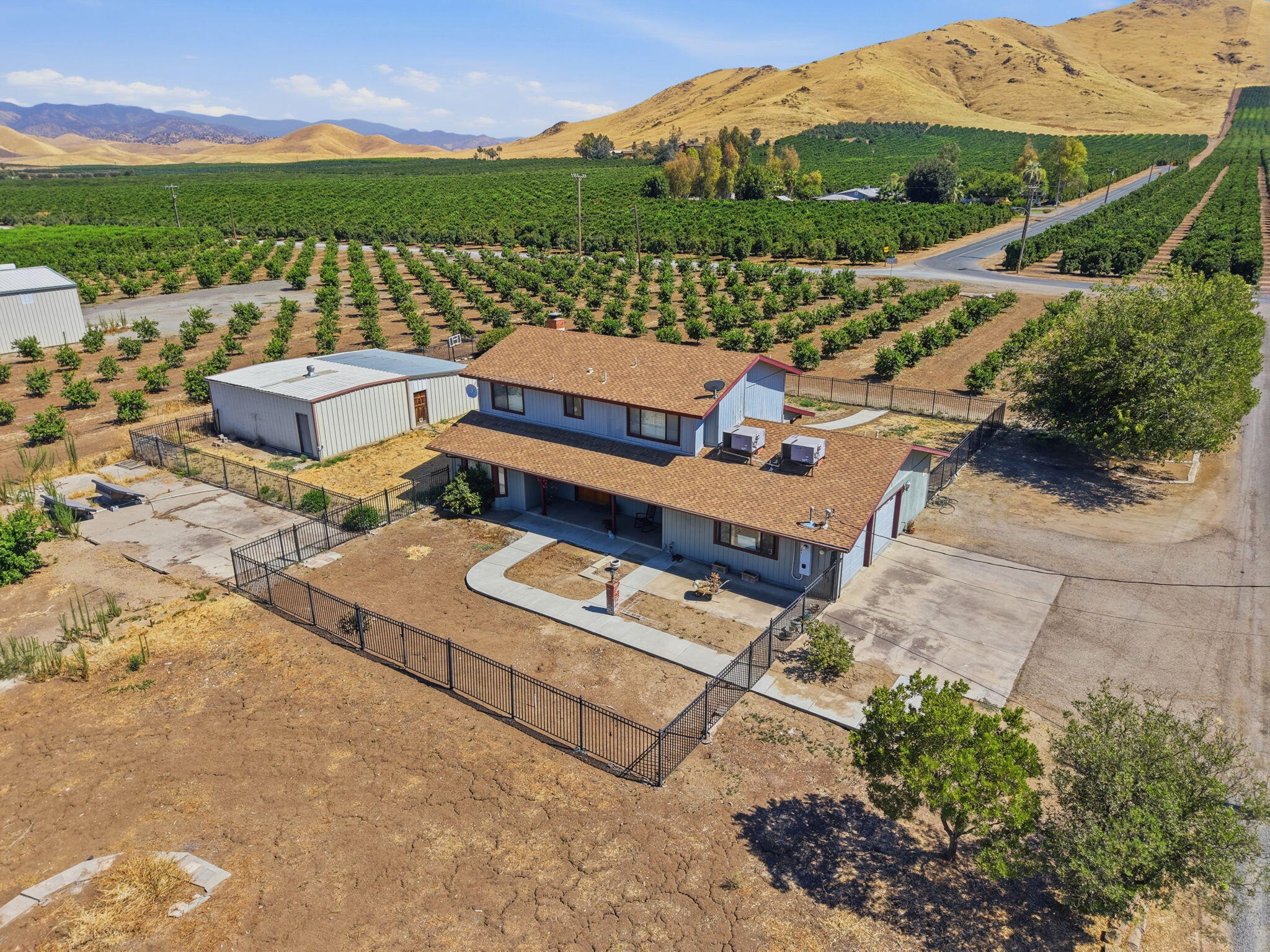 27186 Ave 140, Porterville, CA 93257