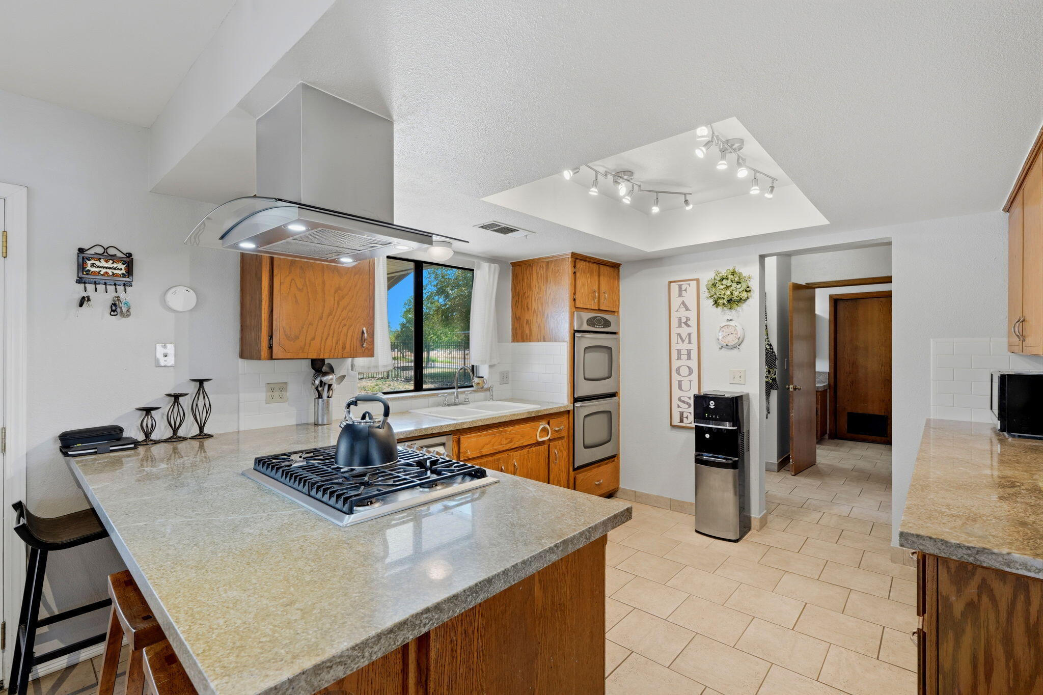 27186 Ave 140, Porterville, CA 93257