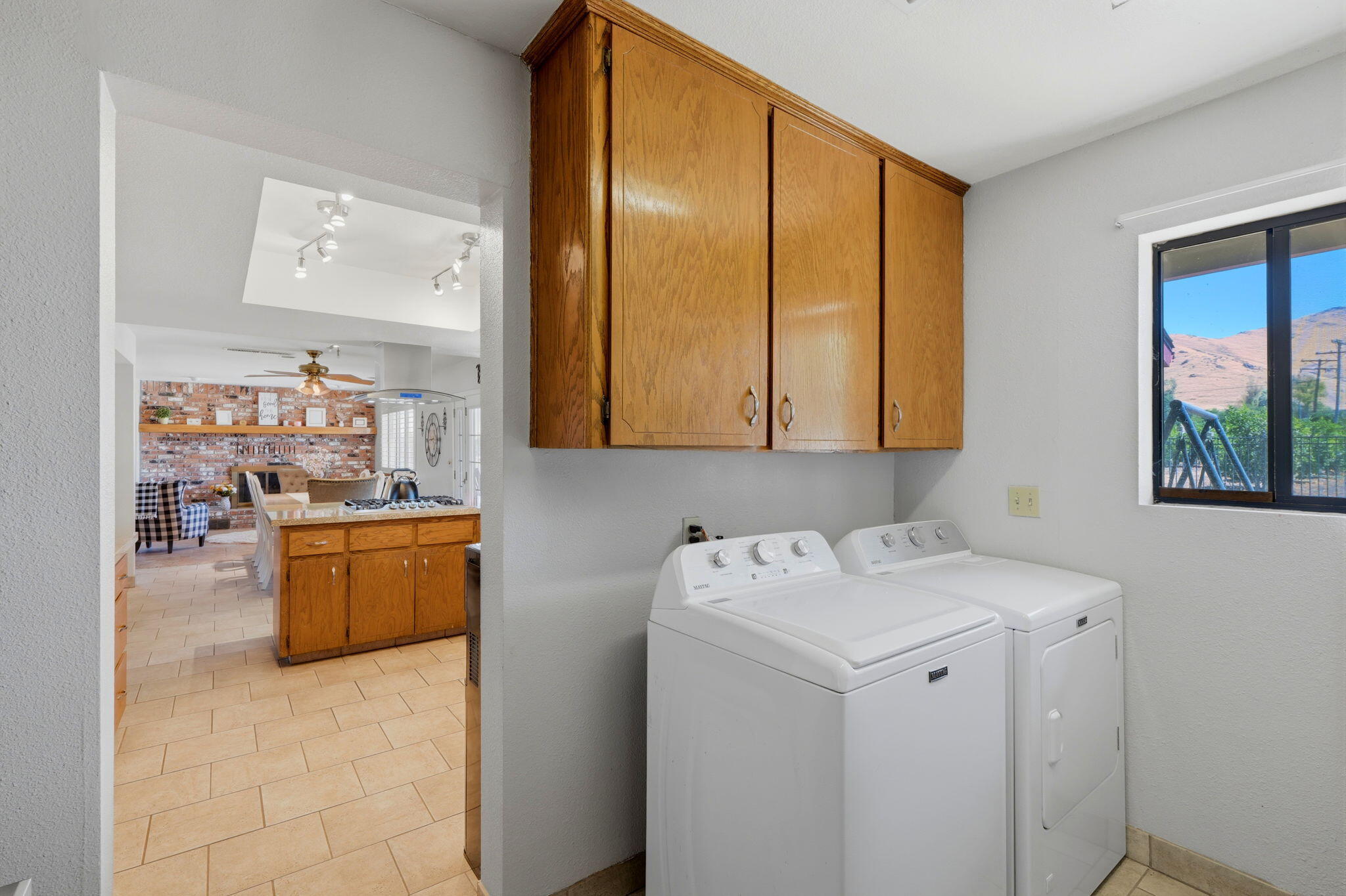 27186 Ave 140, Porterville, CA 93257