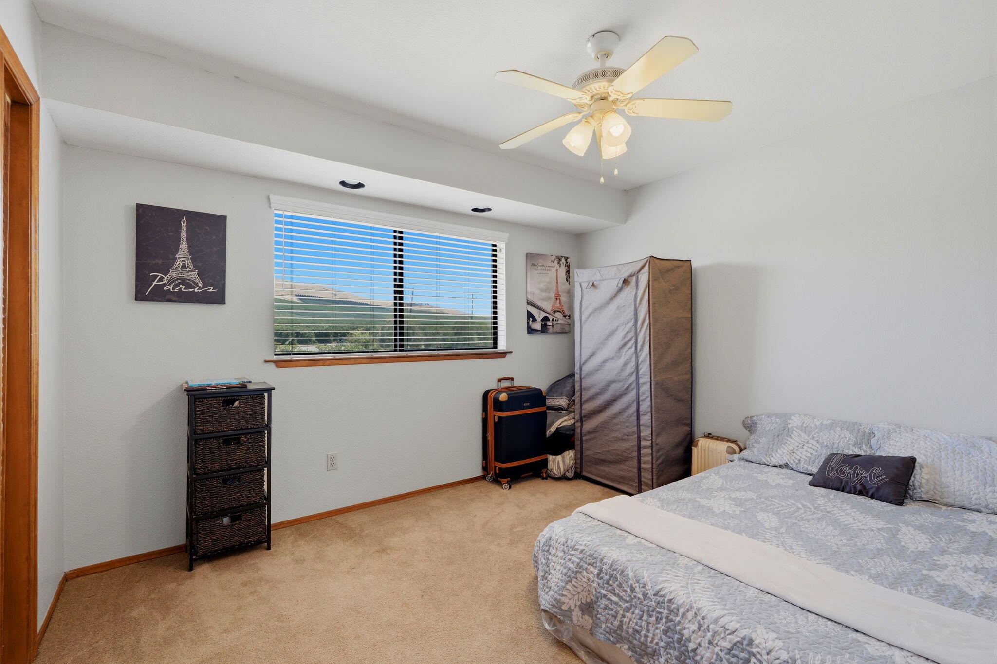 27186 Ave 140, Porterville, CA 93257