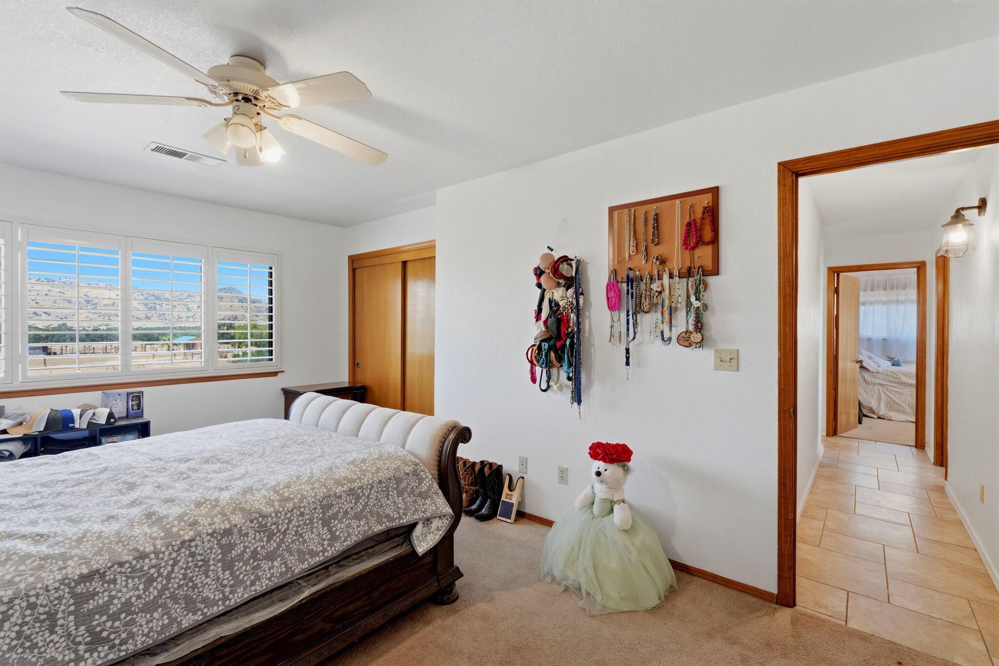 27186 Ave 140, Porterville, CA 93257