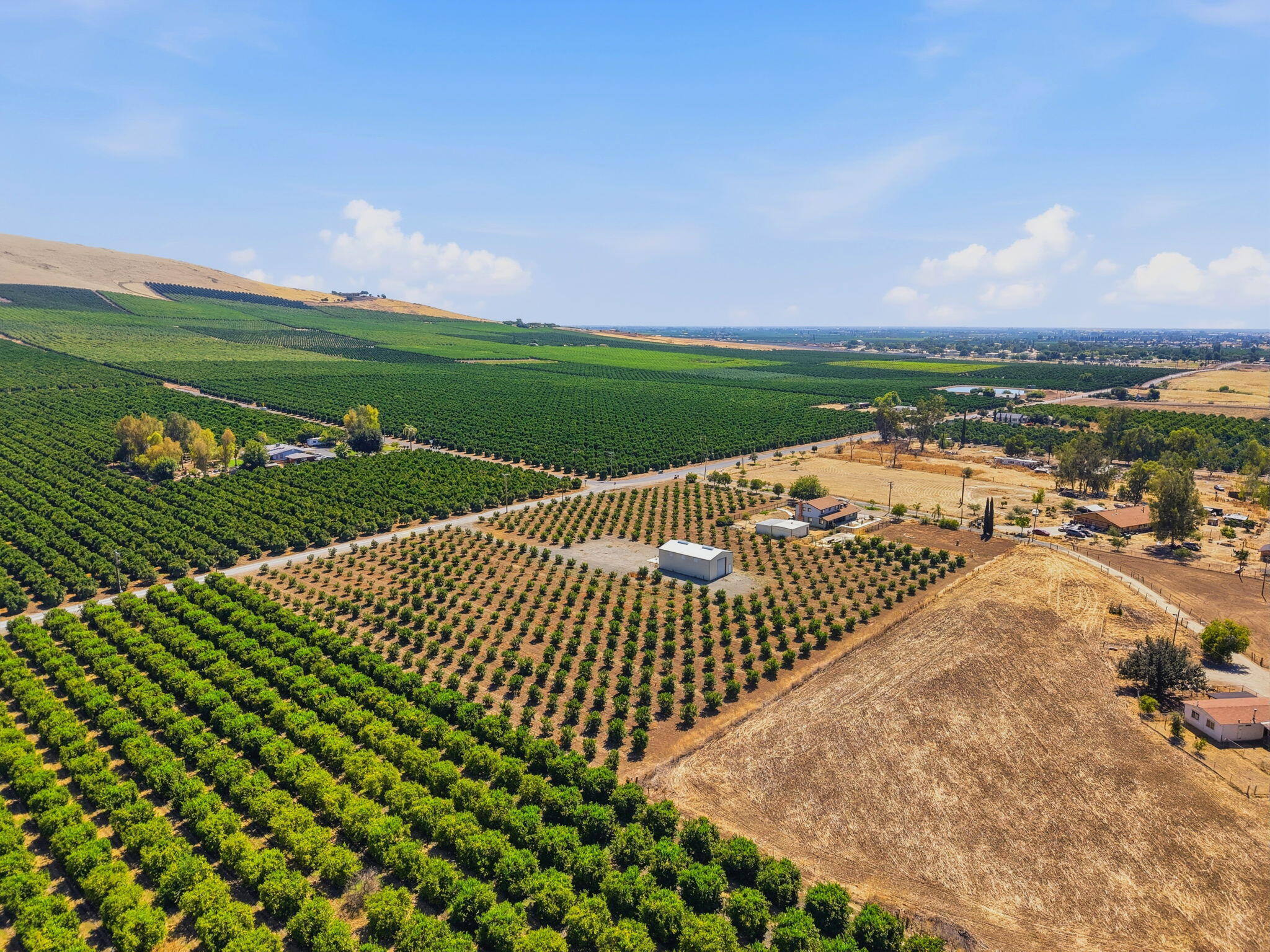 27186 Ave 140, Porterville, CA 93257
