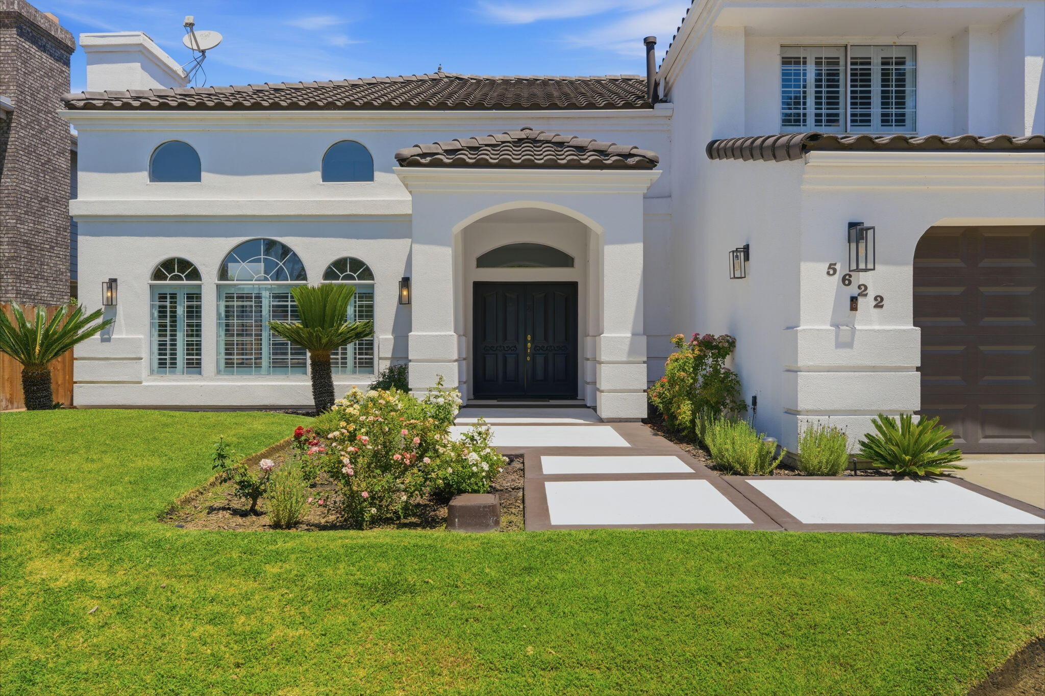 5622 W Prospect Ct, Visalia, CA 93291