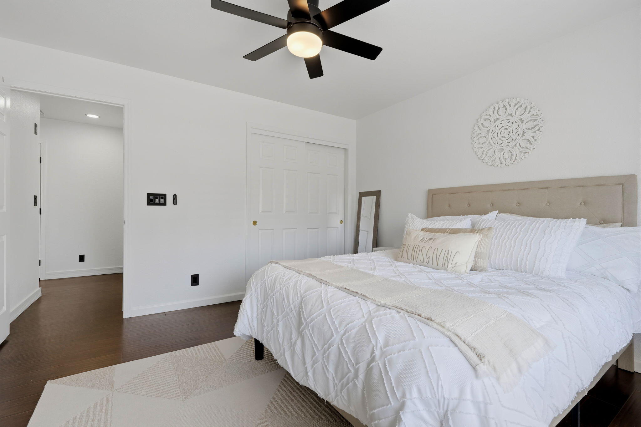 5622 W Prospect Ct, Visalia, CA 93291