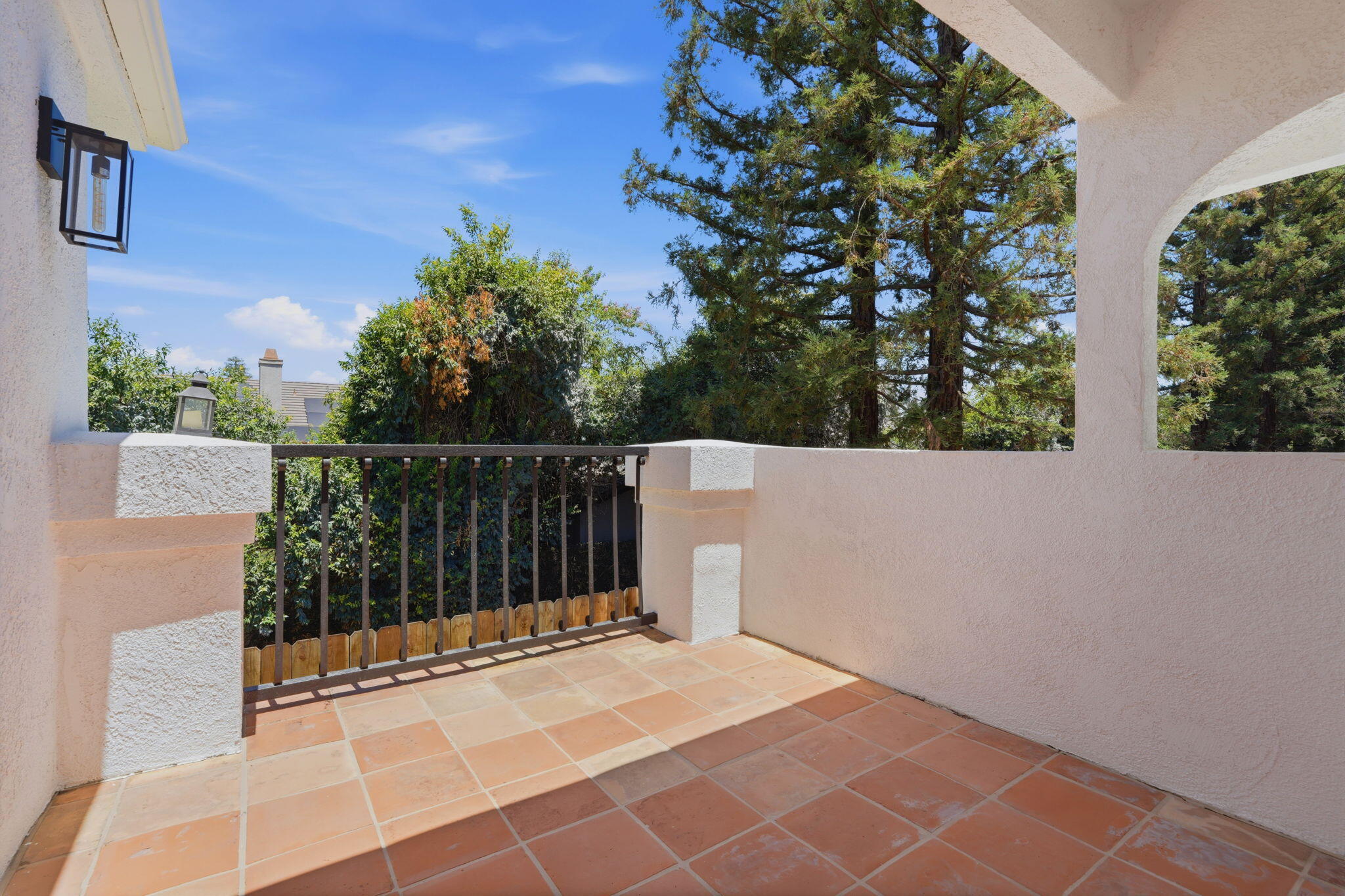 5622 W Prospect Ct, Visalia, CA 93291